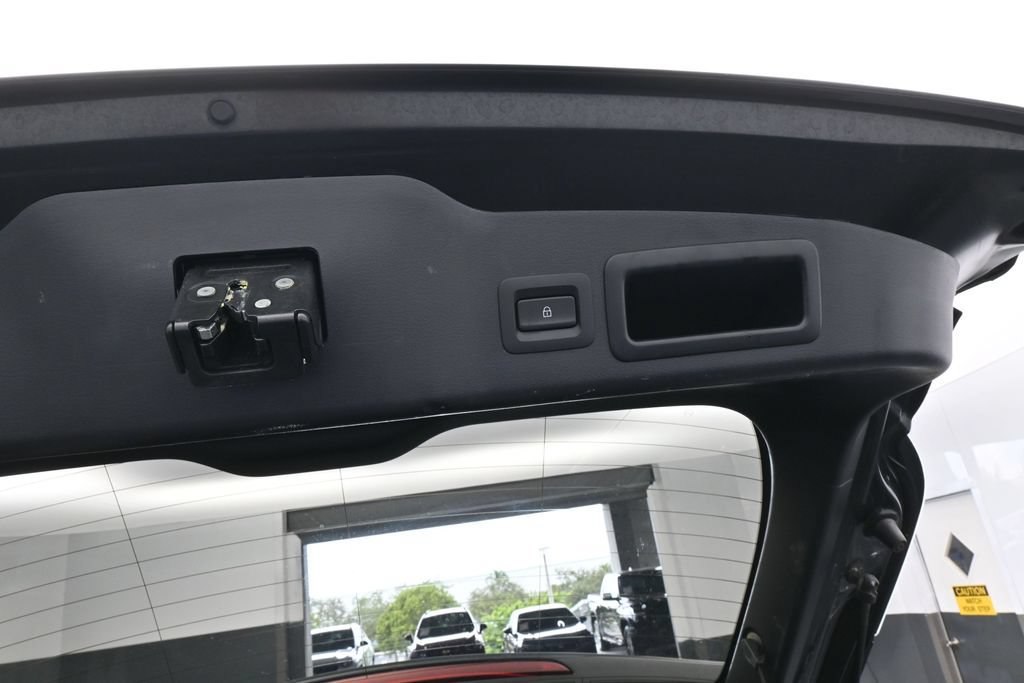 Used 2021 MAZDA MAZDA3 s FWD image 42