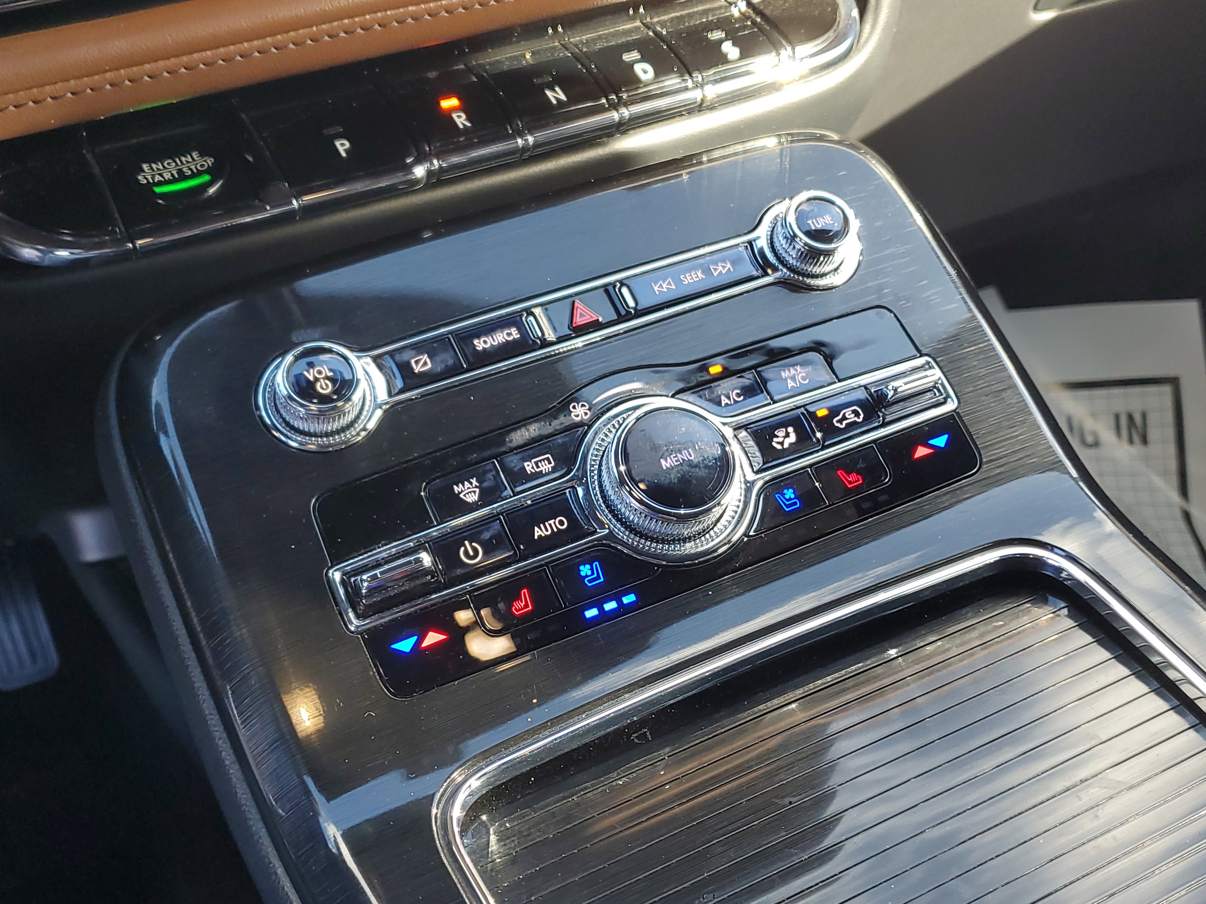 Certified 2023 Lincoln Nautilus Reserve image 23