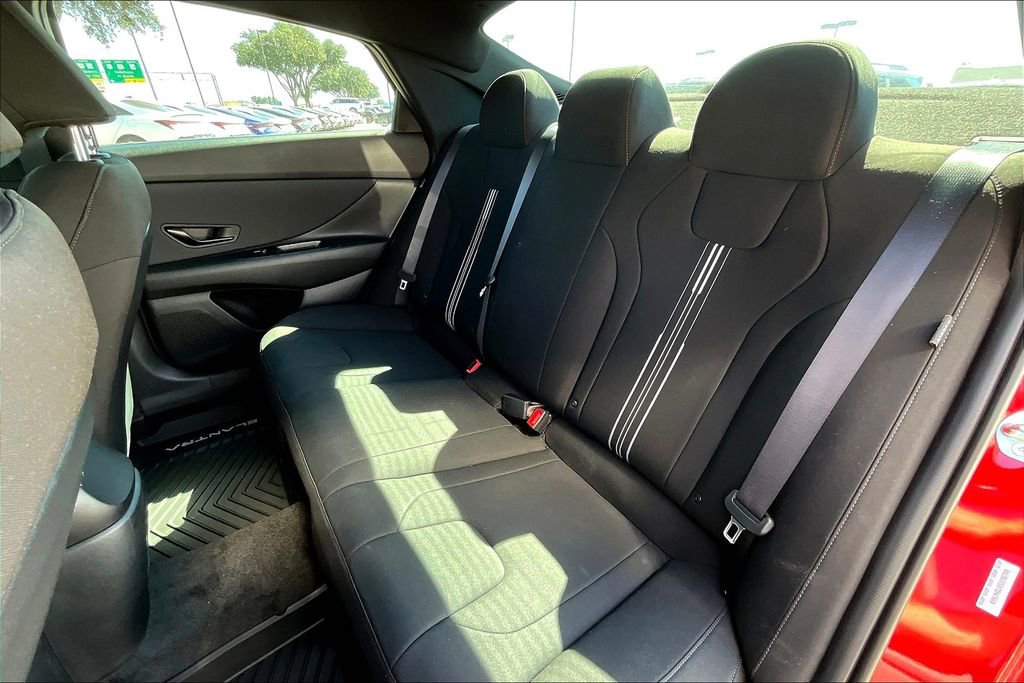 New 2025 Hyundai Elantra SEL image 26