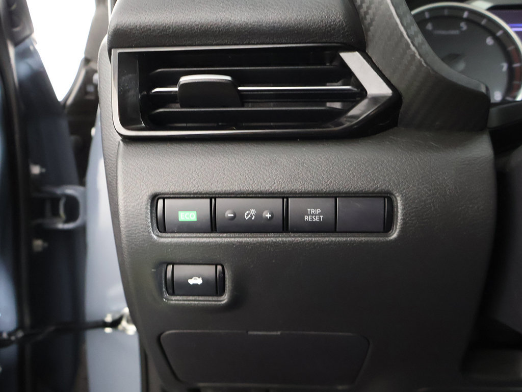 Used 2024 Nissan Sentra SR FWD image 35