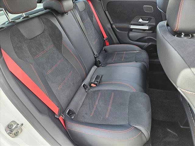 Used 2025 Mercedes-Benz GLA 35 AMG 4MATIC image 18