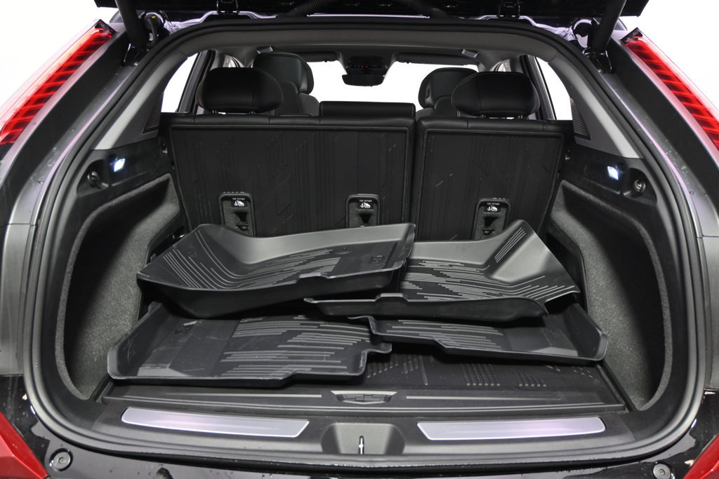 New 2026 Cadillac Optiq Sport 1 w/ LPO, Floor Liner Package AWD/4WD image 19