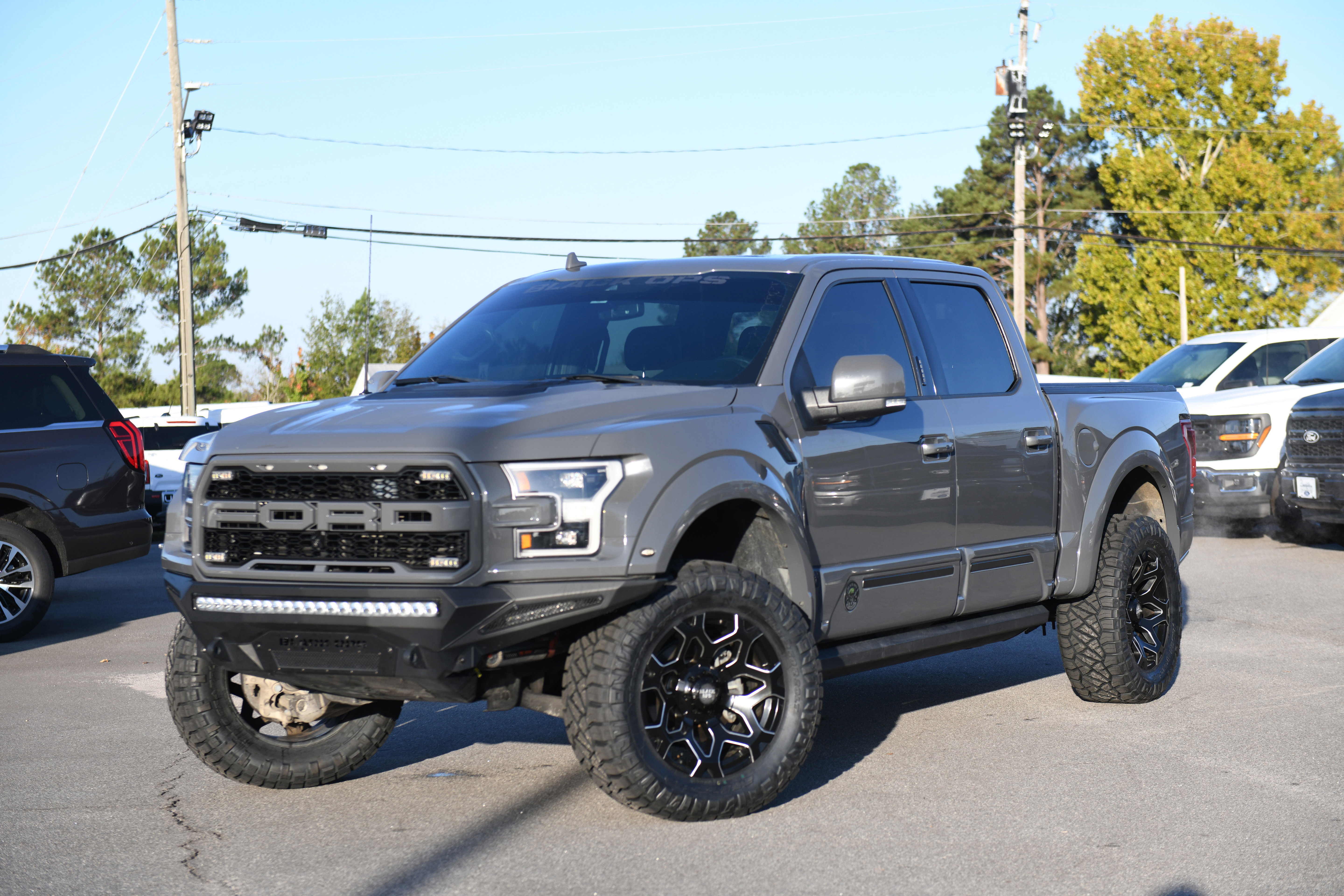 Used 2020 Ford F150 Raptor w/ Equipment Group 802A Luxury image 3