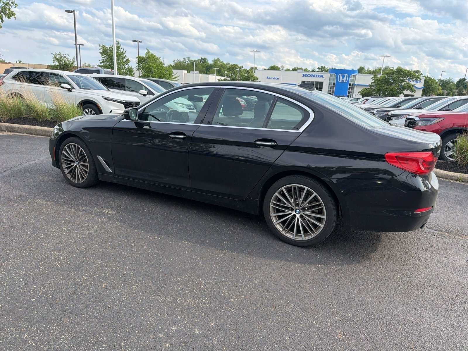 Used 2018 BMW 530i xDrive AWD/4WD image 12