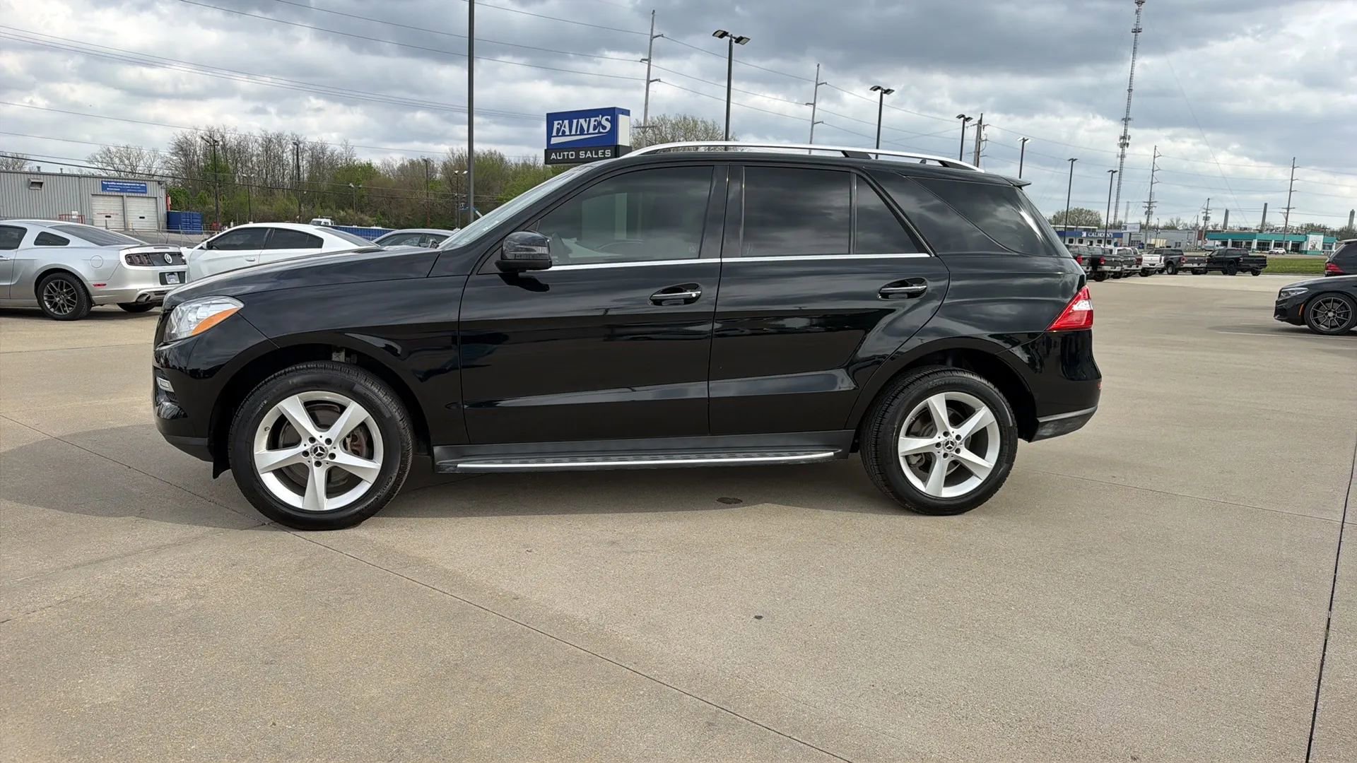 Used 2015 Mercedes-Benz ML 350 4MATIC image 8