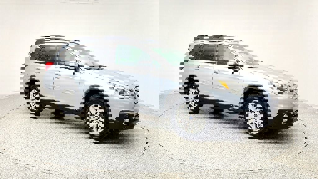 Used 2015 Subaru Outback 2.5i Premium image 3