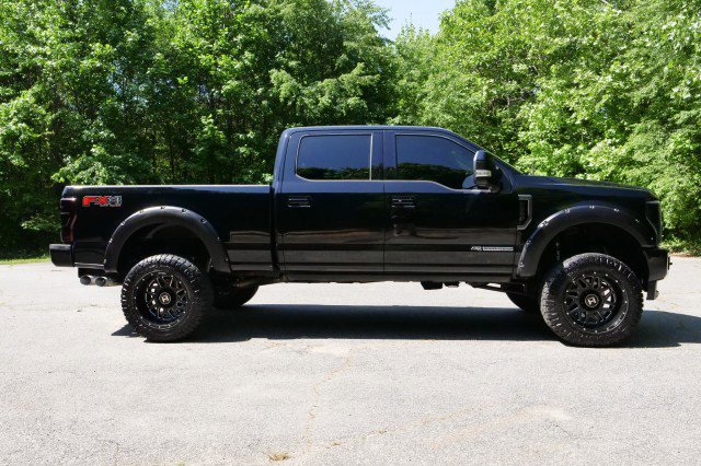 Used 2018 Ford F250 Lariat w/ Lariat Ultimate Package AWD/4WD image 33