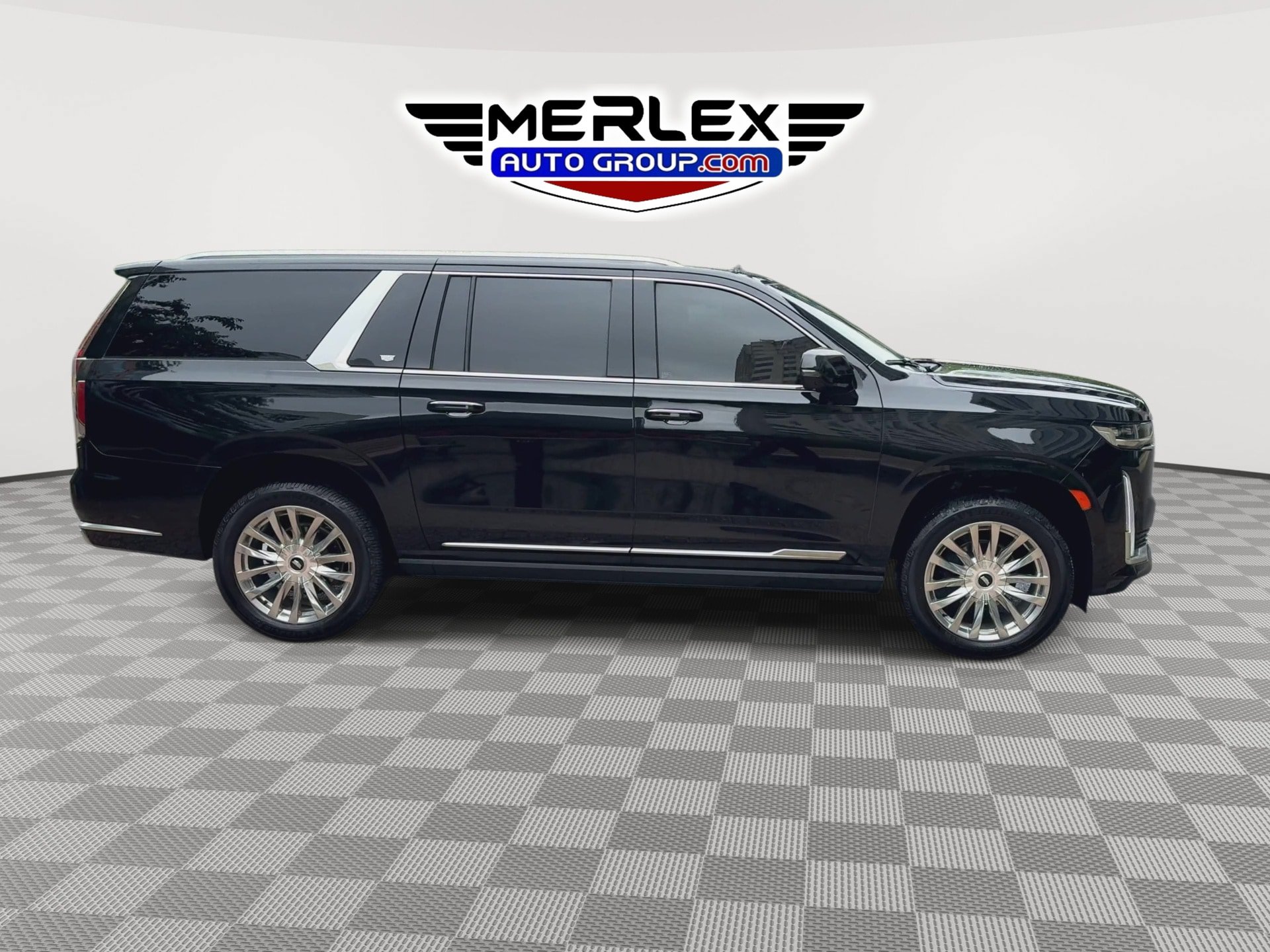 Used 2021 Cadillac Escalade ESV Premium Luxury w/ Driver Assist Tech Package AWD/4WD image 9