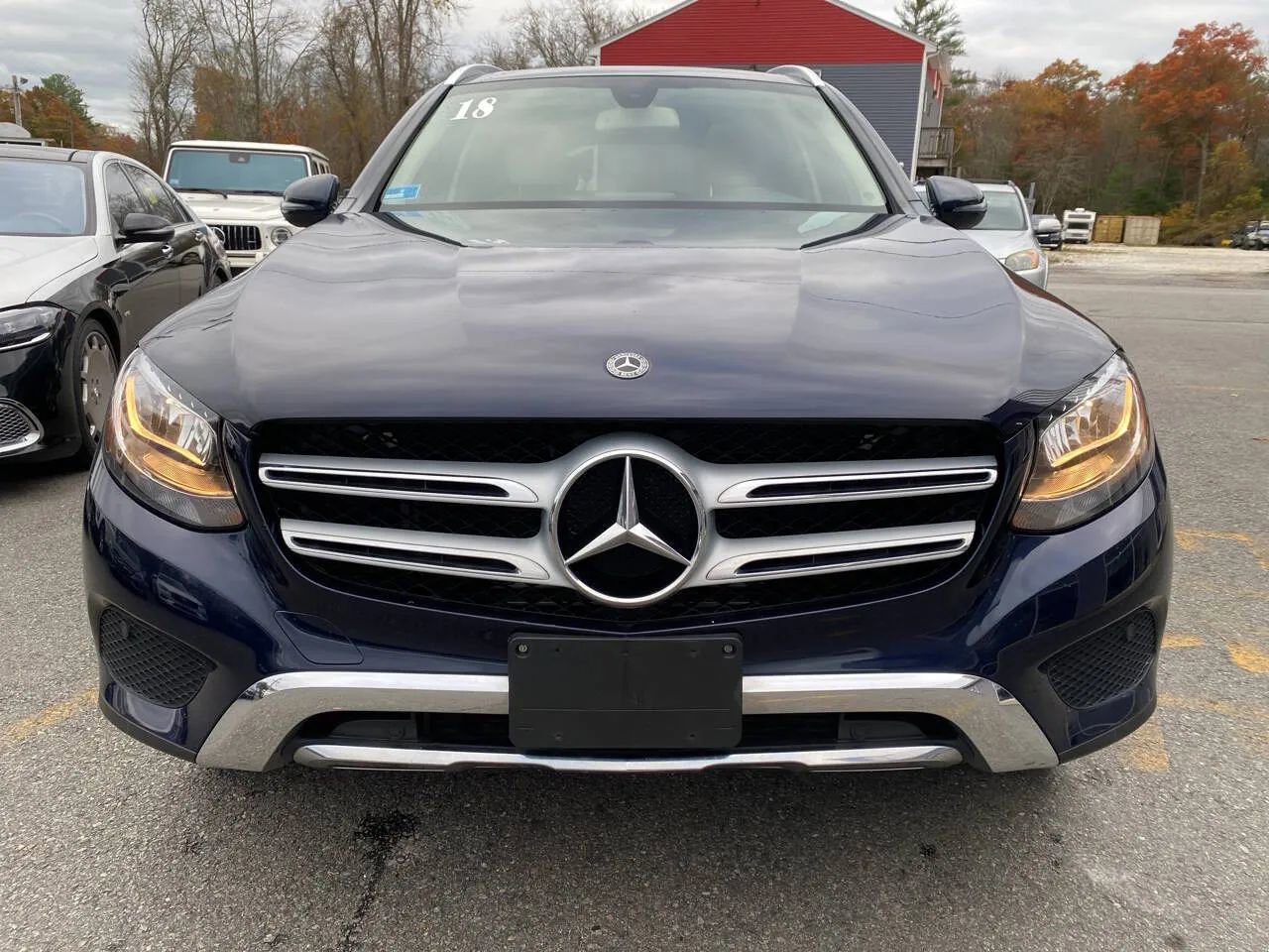 Used 2018 Mercedes-Benz GLC 300 4MATIC image 3