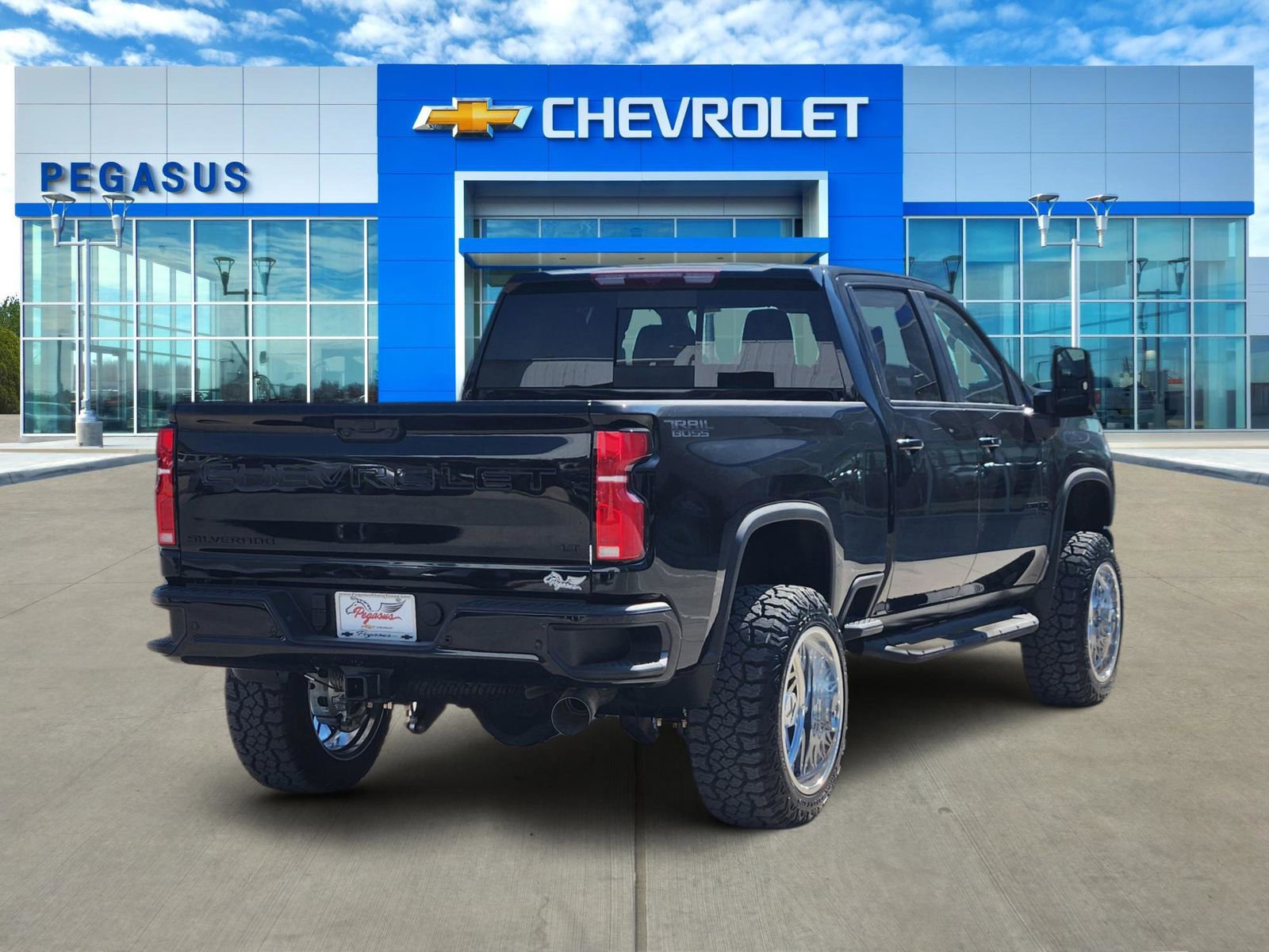 New 2026 Chevrolet Silverado 2500 LT w/ Trail Boss Package AWD/4WD image 5