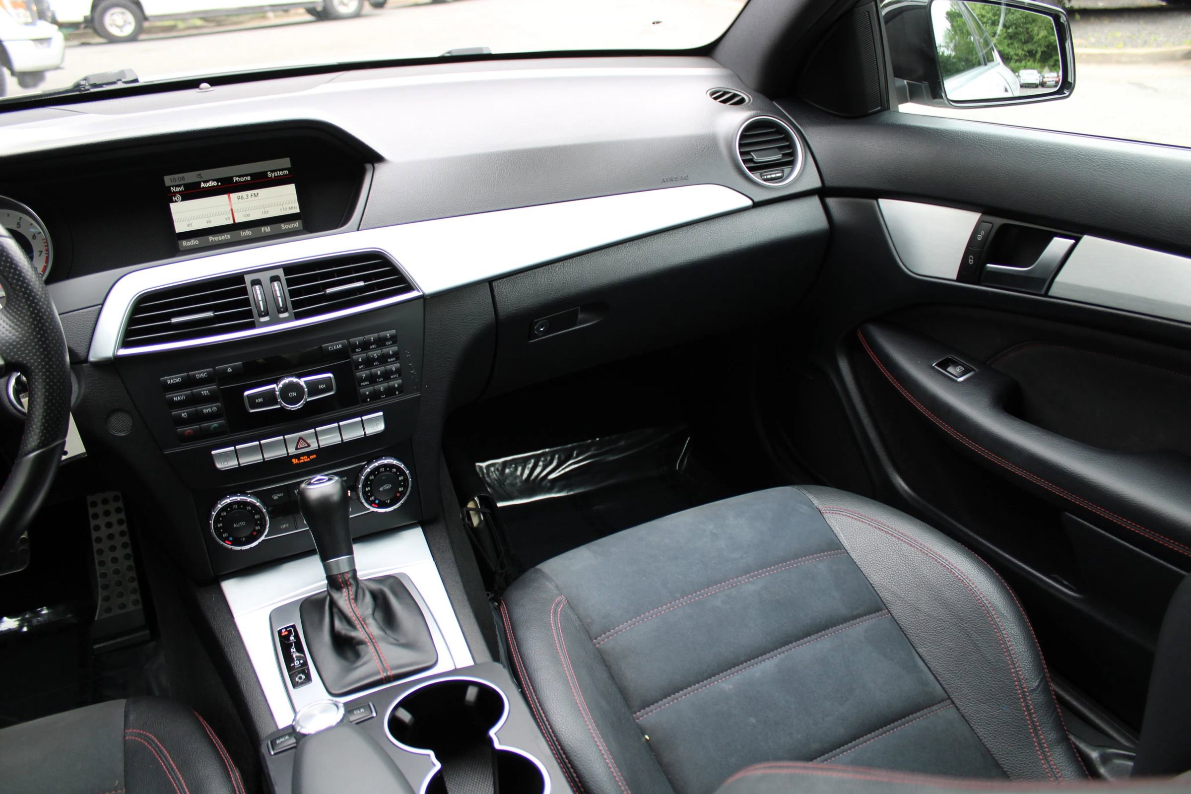 Used 2015 Mercedes-Benz C 250 Coupe w/ Sport Package image 17