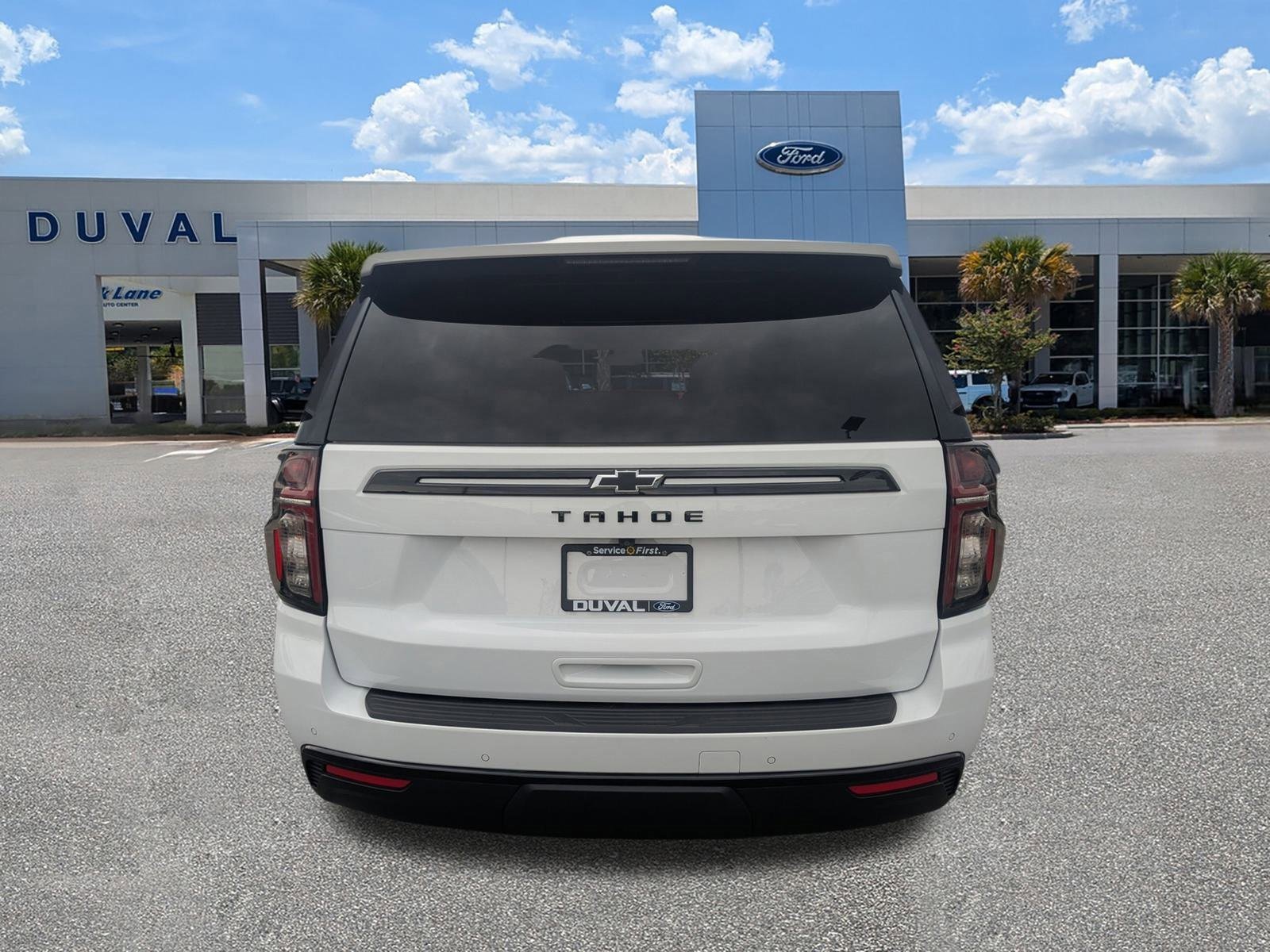 Used 2023 Chevrolet Tahoe Z71 w/ Luxury Package image 5