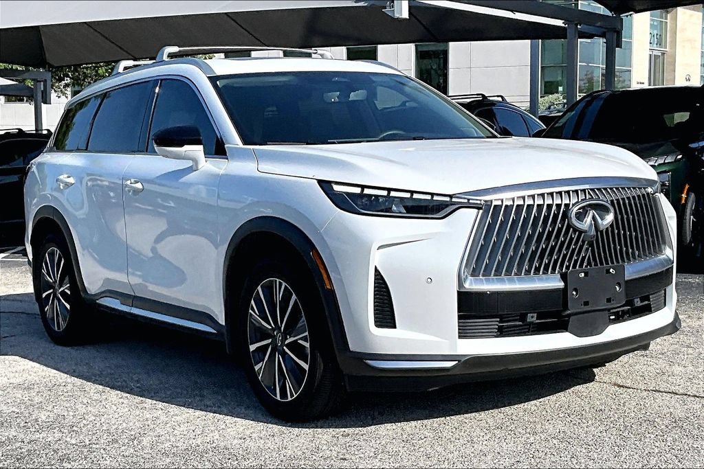 Used 2026 INFINITI QX60 Luxe w/ Cargo Package FWD image 1