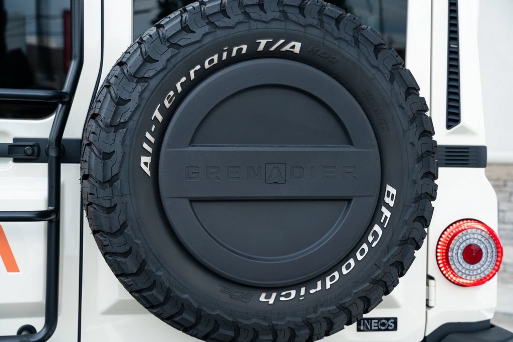 Used 2025 INEOS Grenadier AWD/4WD image 17