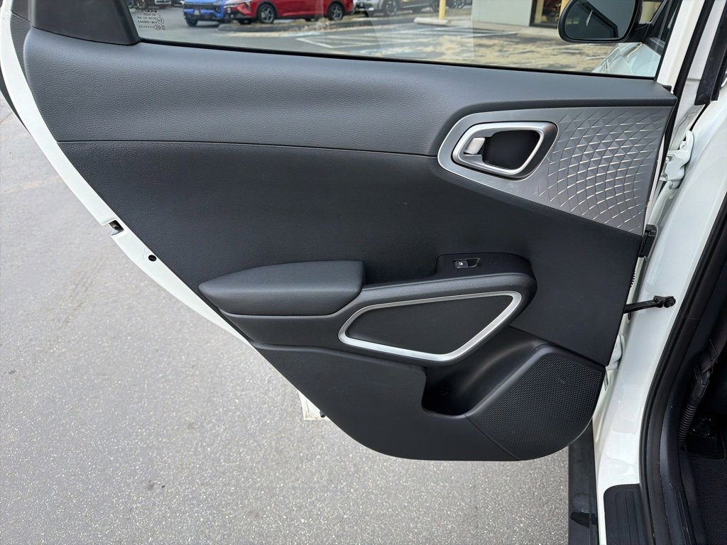 Certified 2023 Kia Soul S image 20