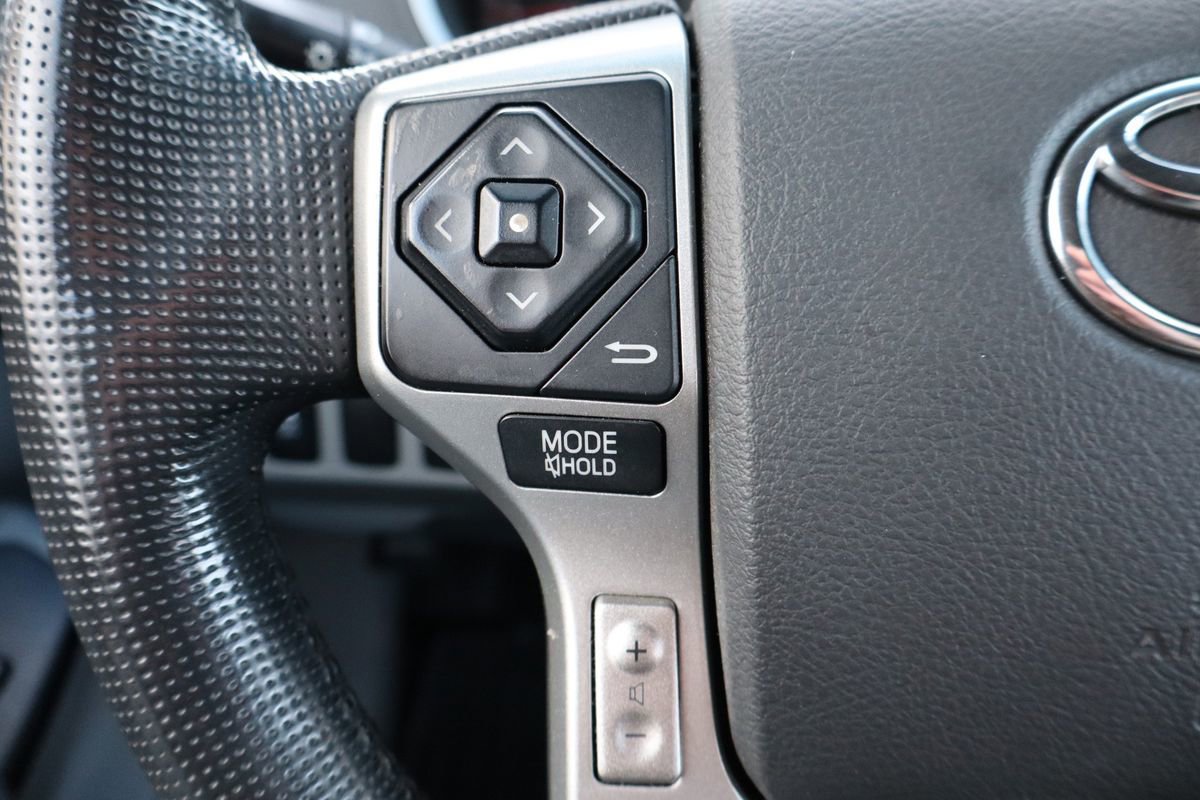 Used 2014 Toyota Tacoma PreRunner w/ TRD Off-Road Package image 29