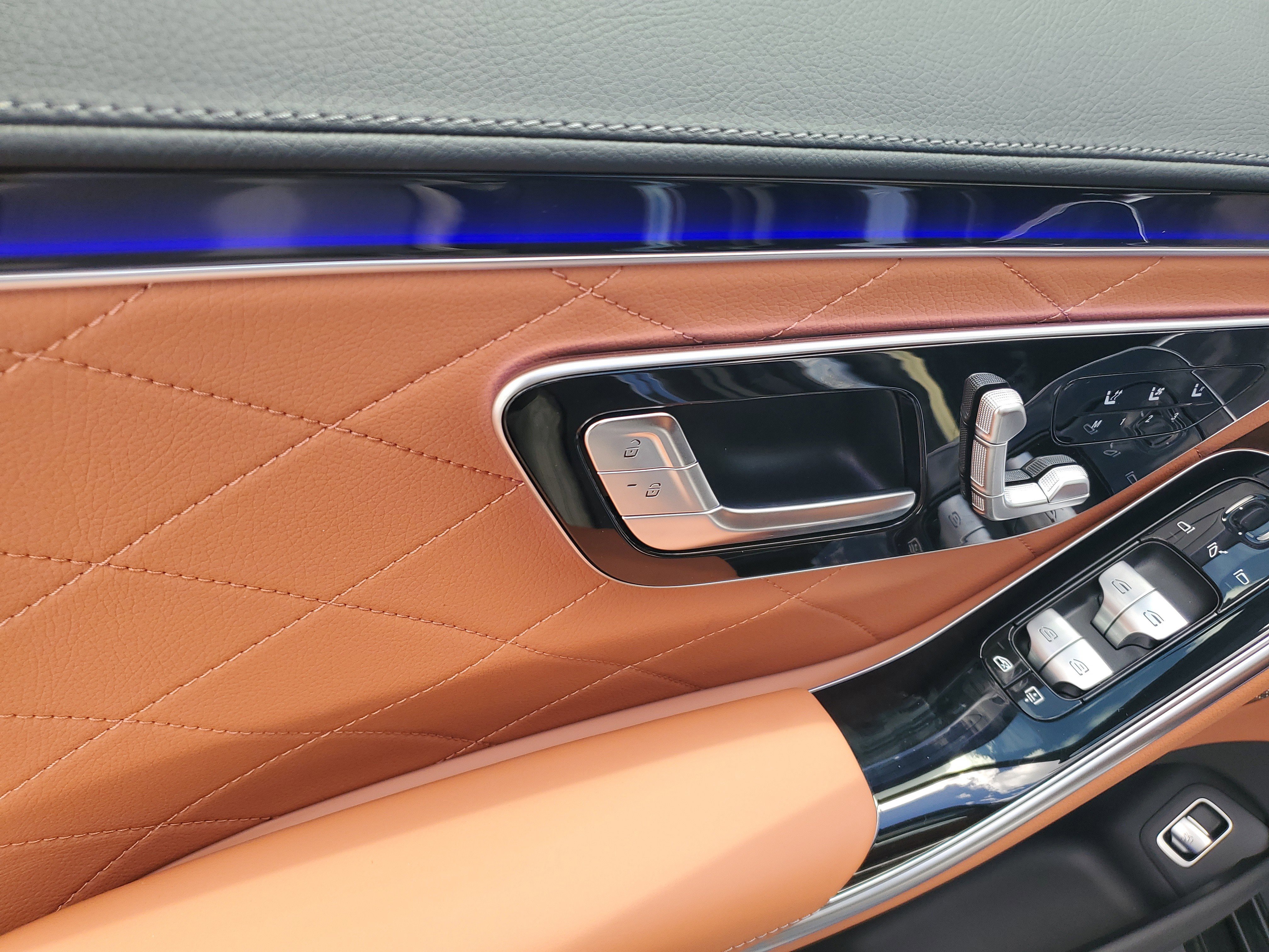 New 2026 Mercedes-Benz S 580 4MATIC Sedan image 19
