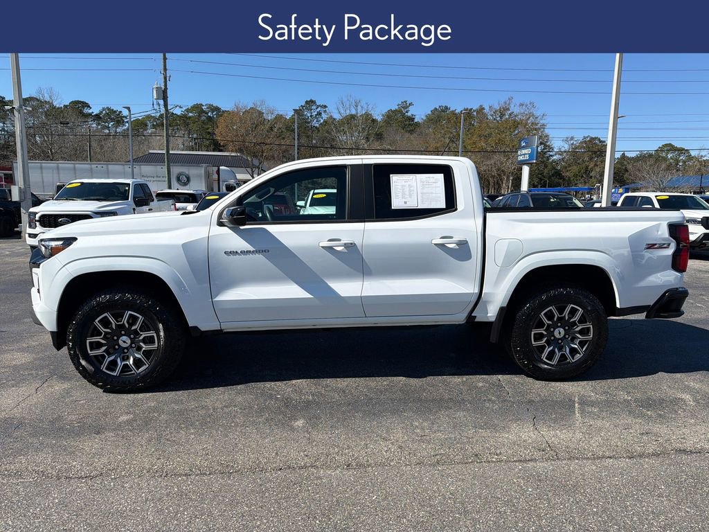 Used 2024 Chevrolet Colorado Z71 w/ Z71 Convenience Package 2 image 3