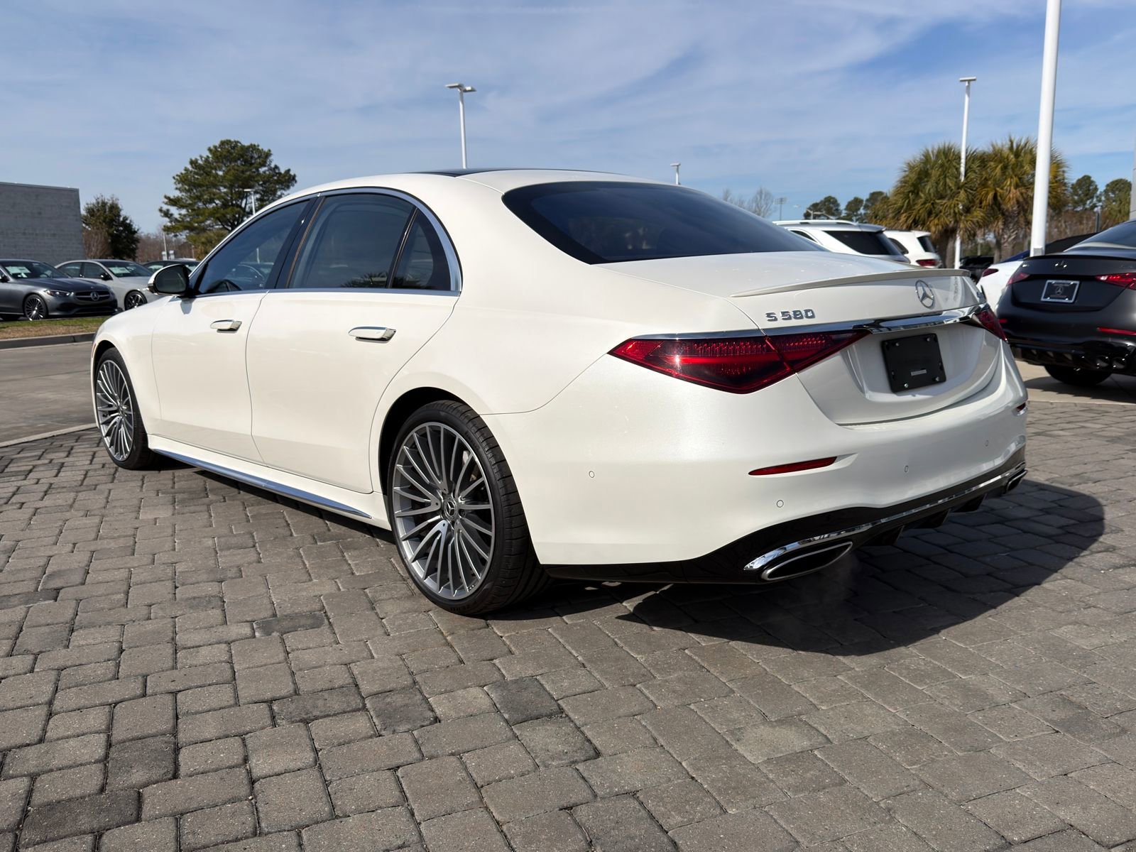 Certified 2022 Mercedes-Benz S 580 4MATIC Sedan image 11