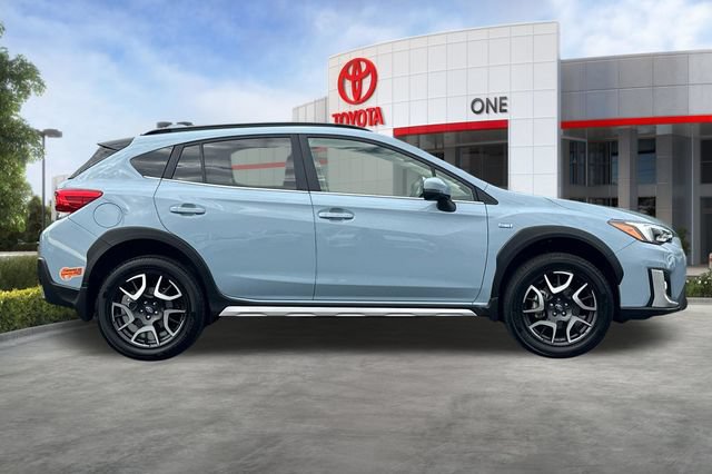Used 2019 Subaru Crosstrek Hybrid w/ Moonroof Package w/Navigation AWD/4WD image 3