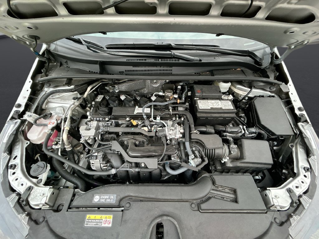Used 2025 Toyota Corolla LE FWD image 31