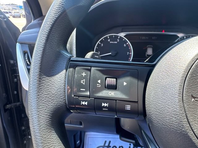 Used 2022 Nissan Rogue SV FWD image 21