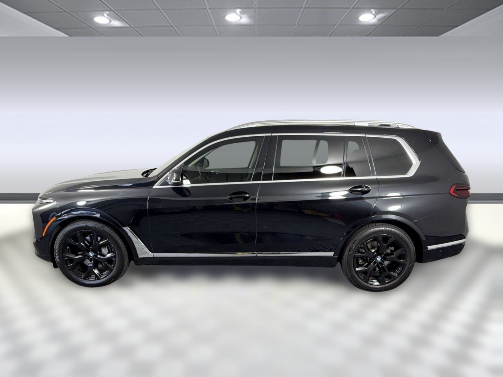 Used 2023 BMW X7 xDrive40i w/ Premium Package AWD/4WD image 2