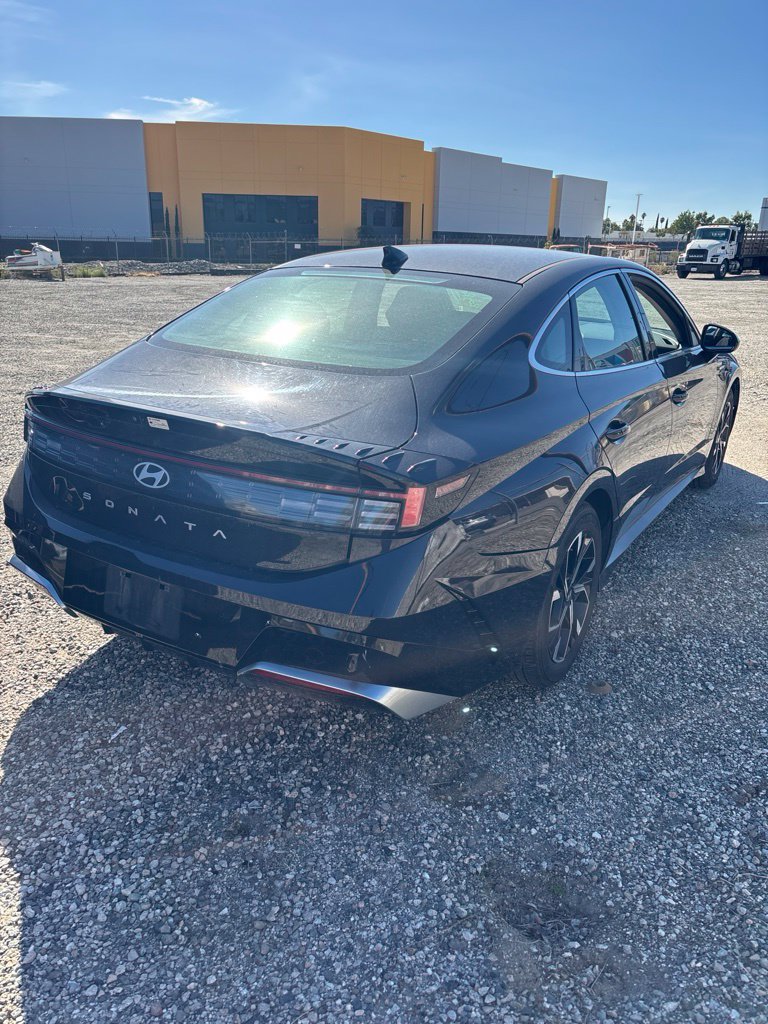 Used 2025 Hyundai Sonata SEL FWD image 4