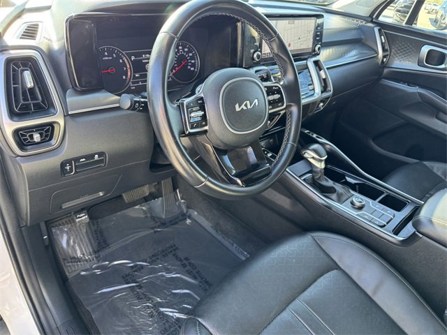 Used 2022 Kia Sorento S w/ Panoramic Sunroof Package image 18