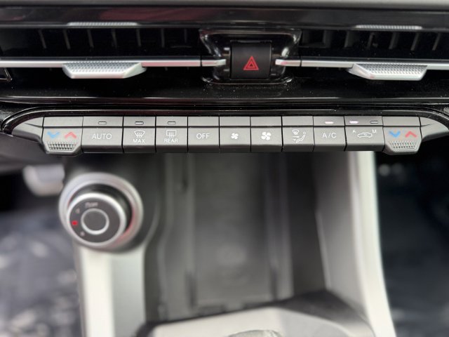 Used 2025 Alfa Romeo Tonale AWD/4WD image 20