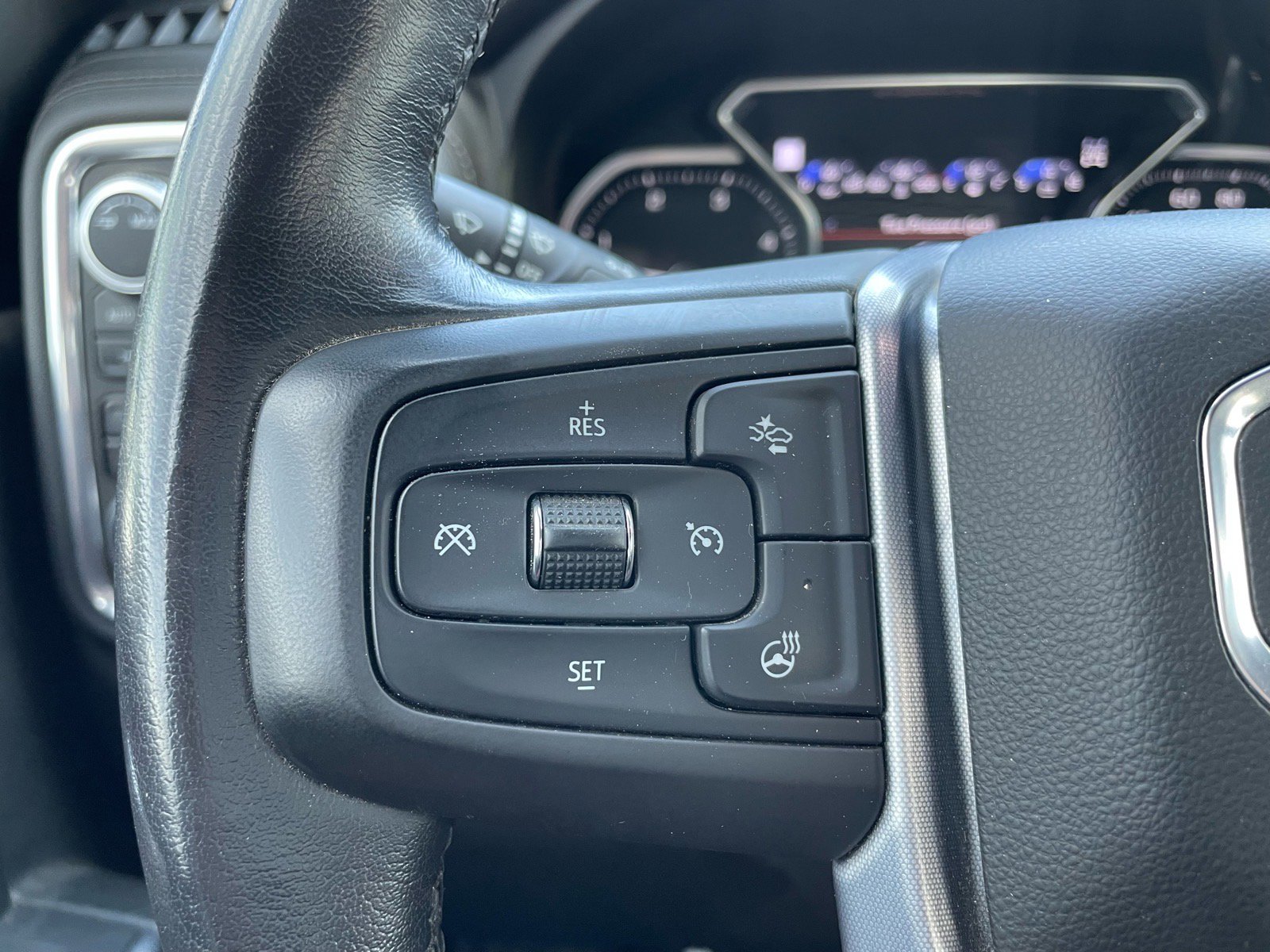 Used 2020 GMC Sierra 2500 SLT w/ SLT Premium Plus Package AWD/4WD image 15