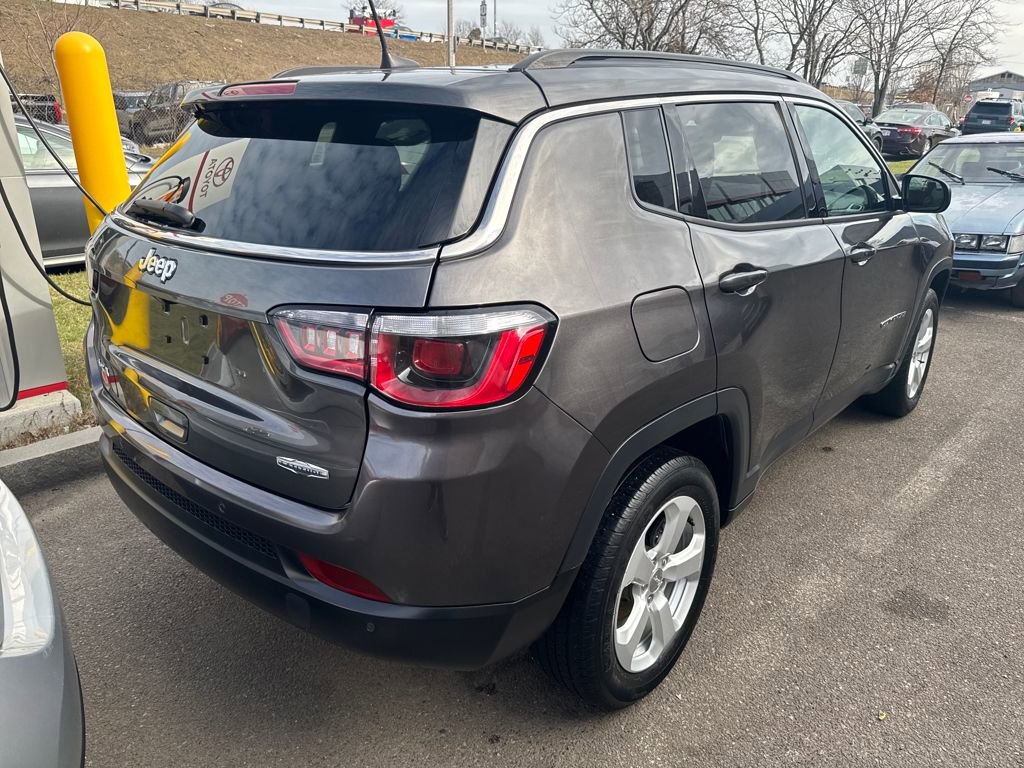 Used 2018 Jeep Compass Latitude w/ Popular Equipment Group image 8