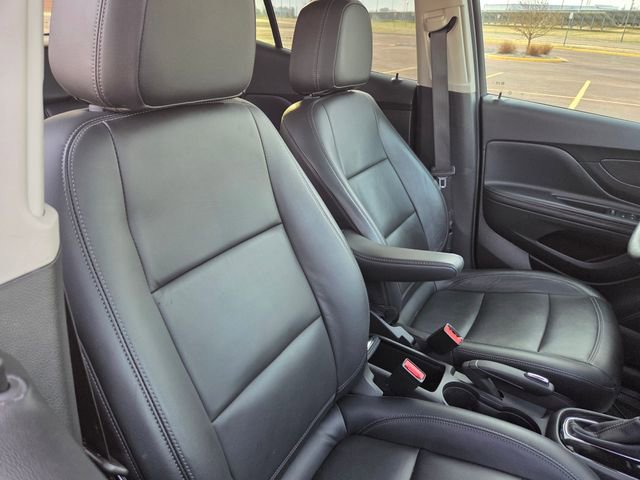 Used 2019 Buick Encore Essence image 36