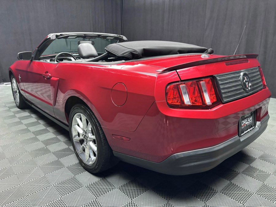 Used 2010 Ford Mustang Premium image 5