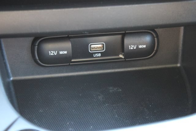 Certified 2023 Kia Seltos LX AWD/4WD image 8