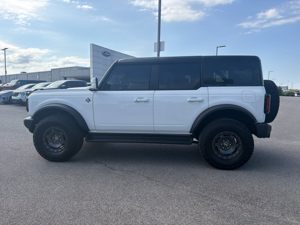 Used 2025 Ford Bronco Outer Banks w/ Sasquatch Package AWD/4WD image 8