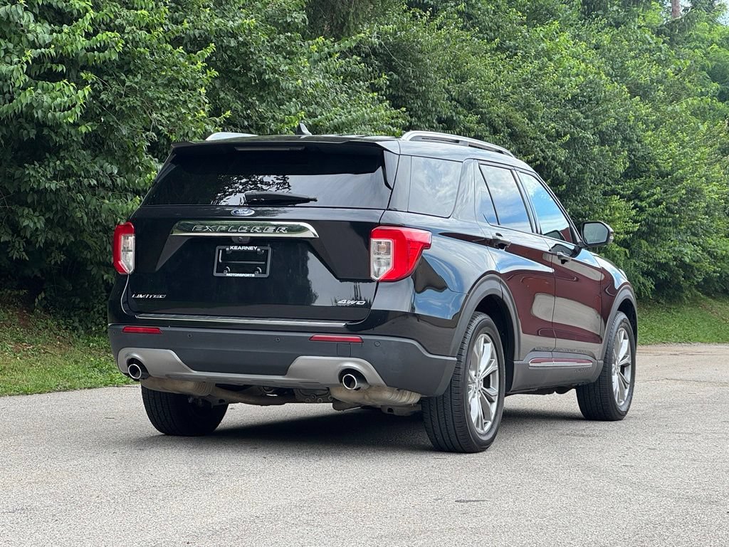 Used 2021 Ford Explorer Limited w/ Equipment Group 301A AWD/4WD image 5