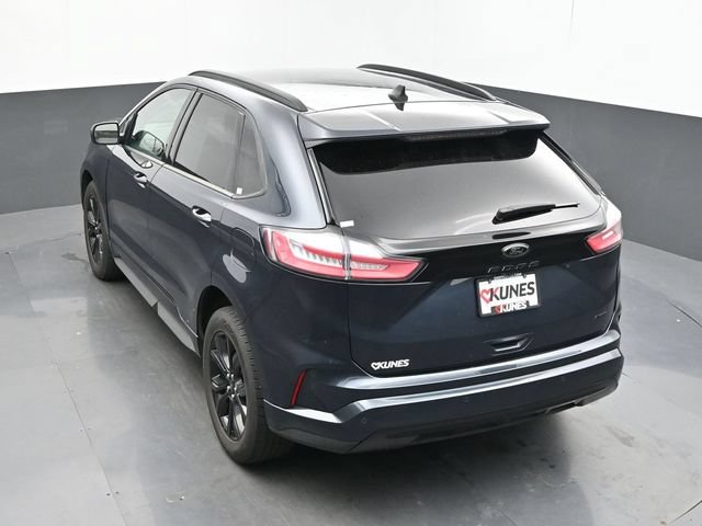 Used 2023 Ford Edge SE w/ Black Appearance Package AWD/4WD image 21