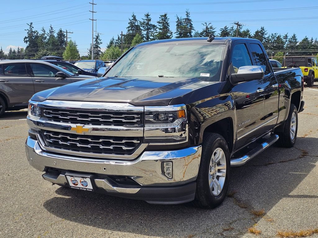 Used 2018 Chevrolet Silverado 1500 LTZ w/ LTZ Plus Package AWD/4WD image 4