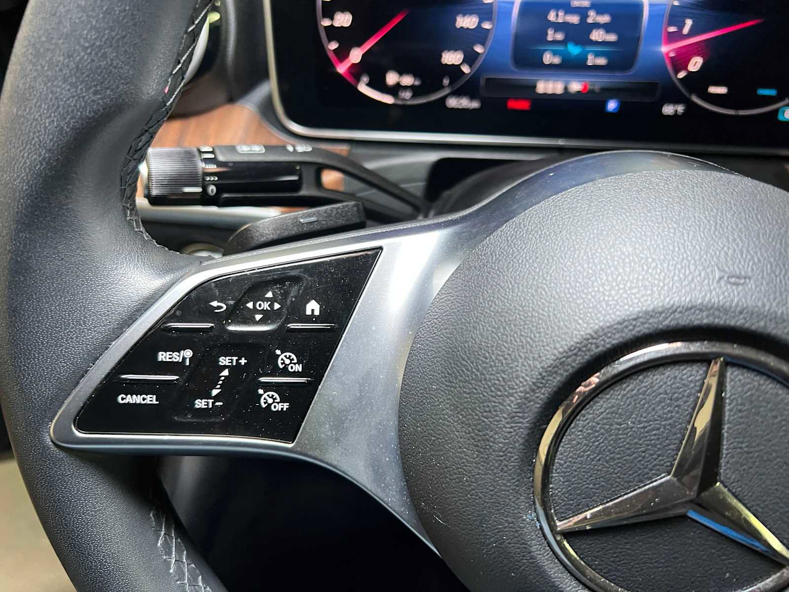 Used 2024 Mercedes-Benz C 300 4MATIC Sedan image 25