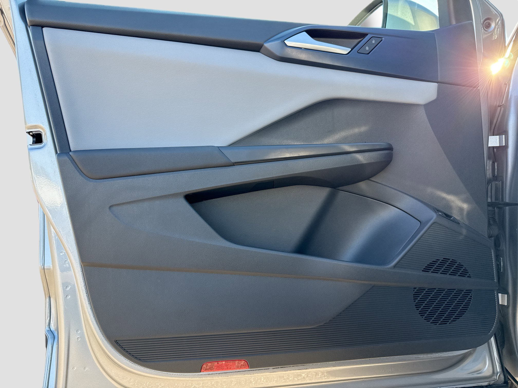 Used 2022 Volkswagen Taos SE image 20