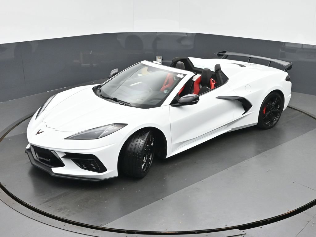 Used 2021 Chevrolet Corvette Stingray Premium Conv w/ Z51 Performance Package RWD image 30