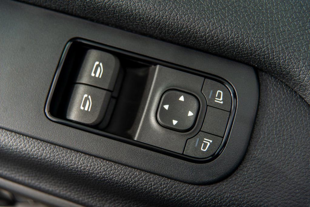 Used 2024 Mercedes-Benz Sprinter 3500 image 36