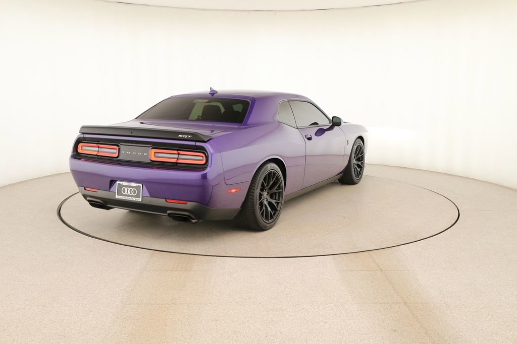 Used 2016 Dodge Challenger SRT Hellcat RWD image 6