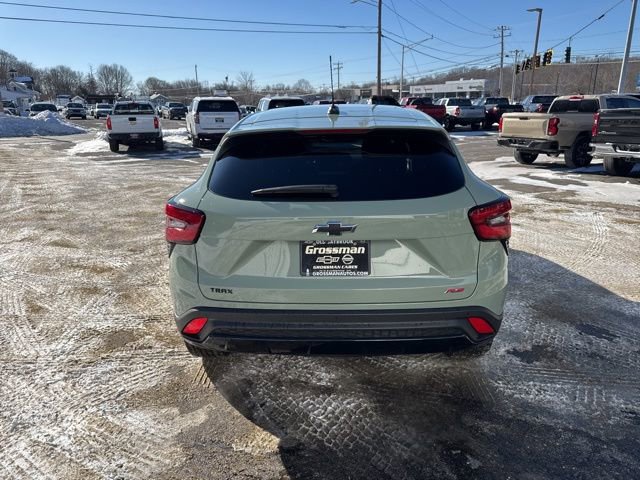 Used 2024 Chevrolet Trax RS w/ Driver Confidence Package image 6