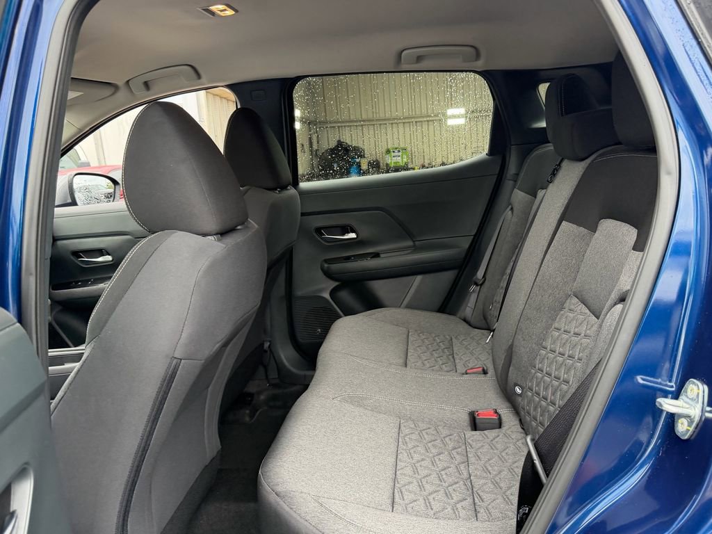 Certified 2025 Nissan Kicks SV FWD image 12