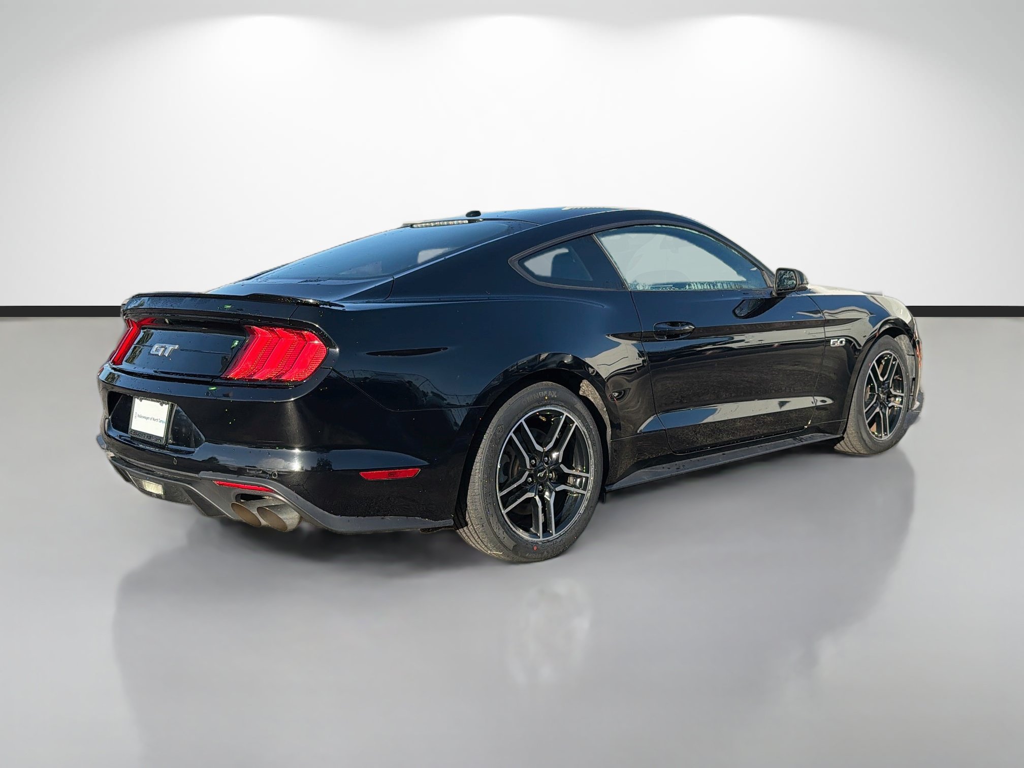 Used 2019 Ford Mustang GT Premium RWD image 3
