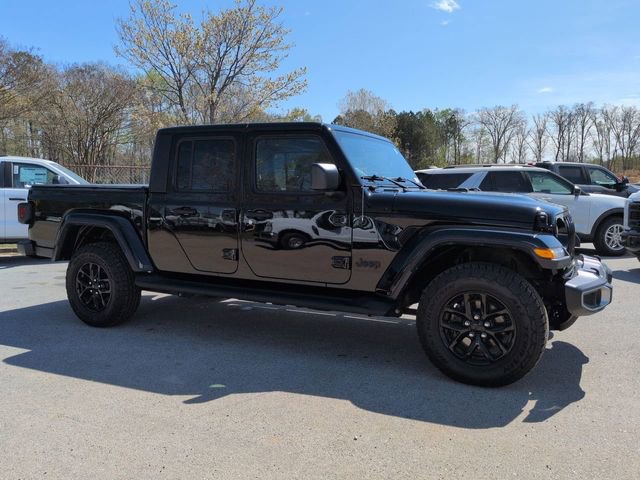 Used 2021 Jeep Gladiator Sport image 2
