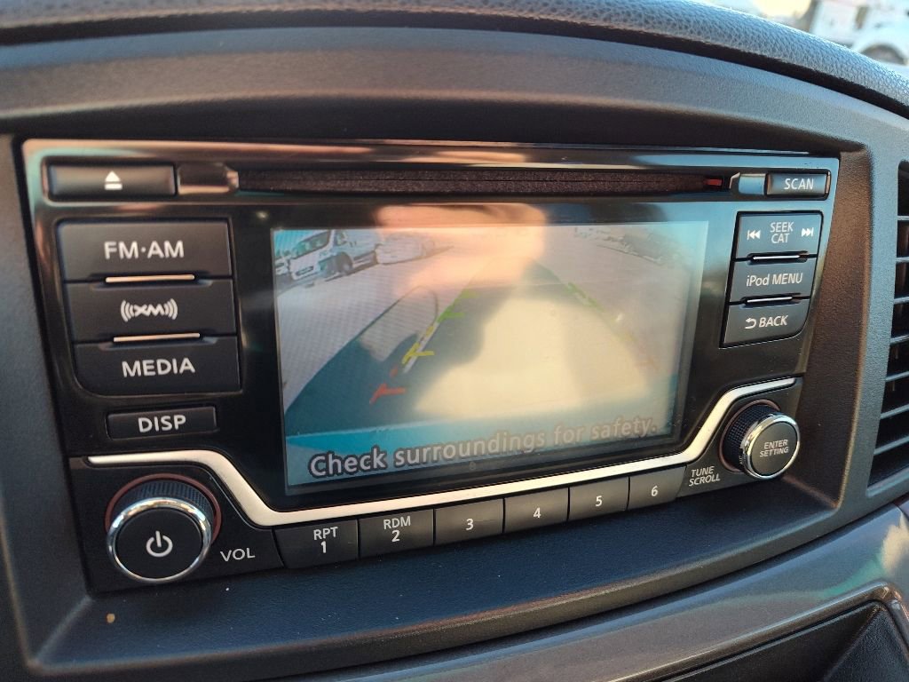 Used 2016 Nissan Quest SV image 19