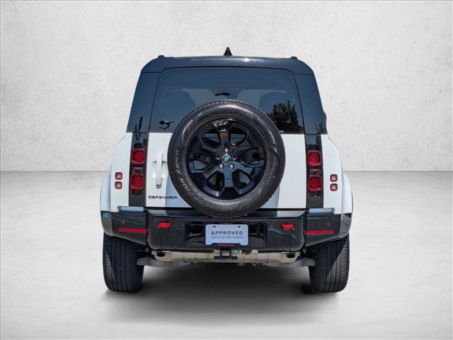 Certified 2024 Land Rover Defender 110 X-Dynamic SE AWD/4WD image 7